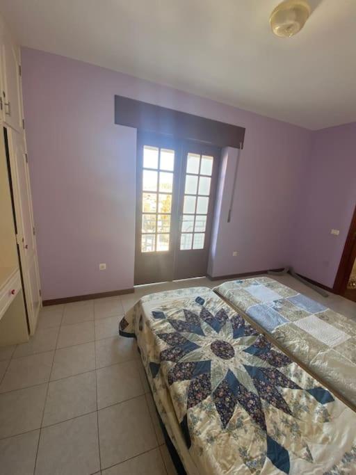 Vivenda Com Patio, No Coracao Do Mindelo Villa Exterior photo