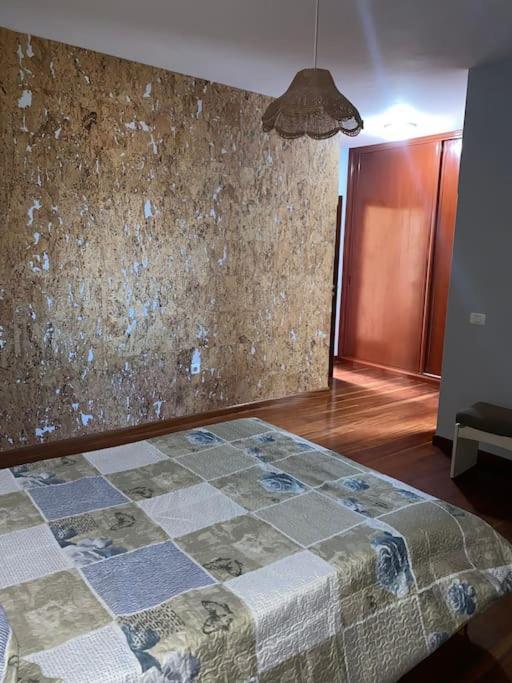 Vivenda Com Patio, No Coracao Do Mindelo Villa Exterior photo